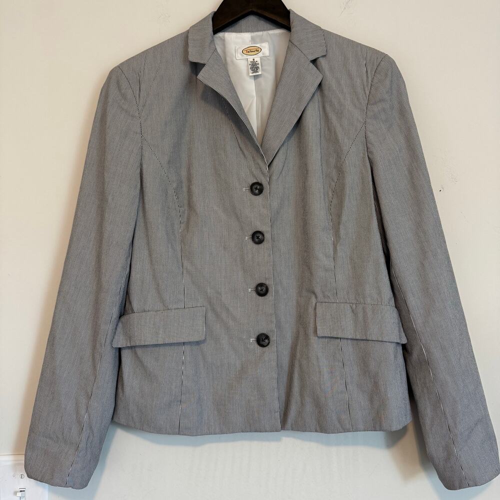 Vintage Talbots Blazer Woman’s size 8 black and white pinstriped
